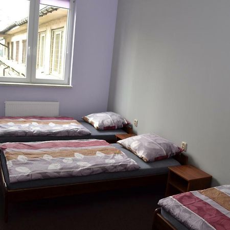 Hostel Mikolajczyka59 Sosnowiec Bagian luar foto