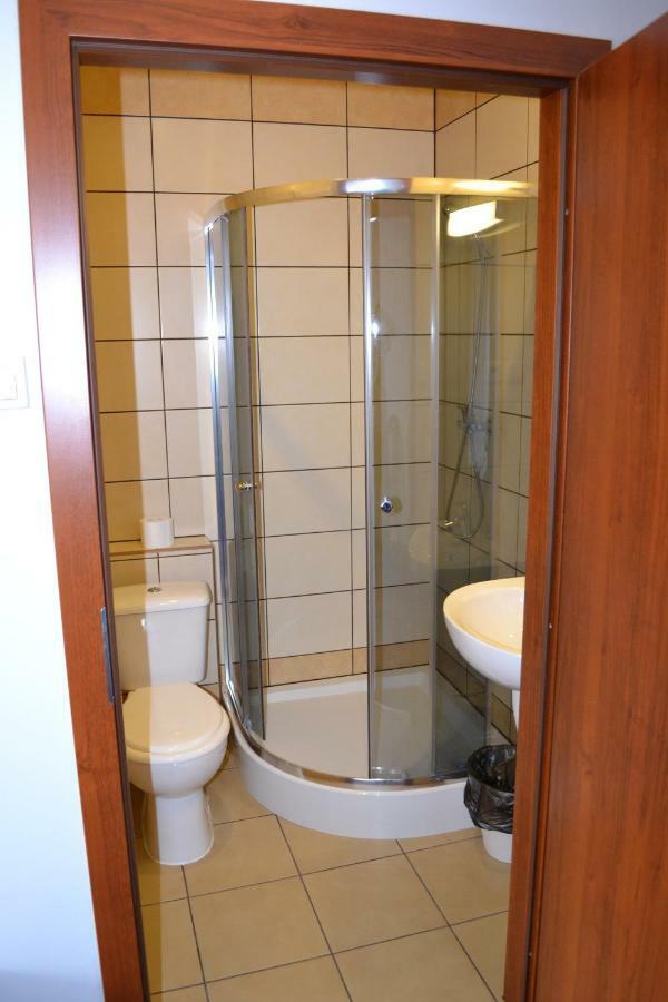 Hostel Mikolajczyka59 Sosnowiec Bagian luar foto